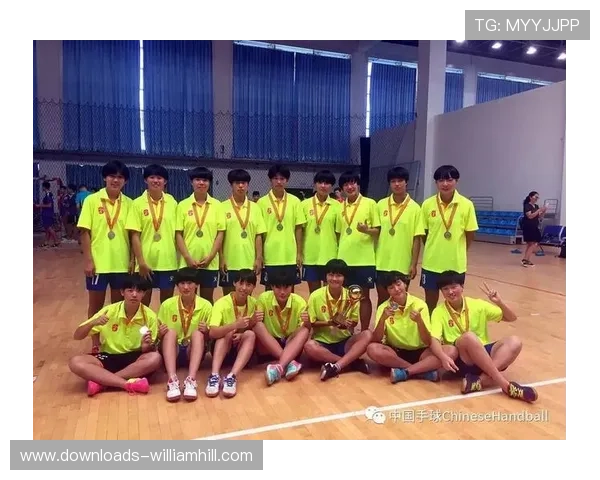 睢宁县高铁商务区学校初中部男女队双双斩获徐州市中小学生手球比赛第一名